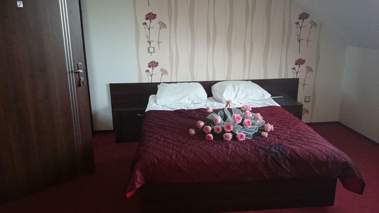 Dworek Anna Otel Podgora Oda fotoğraf
