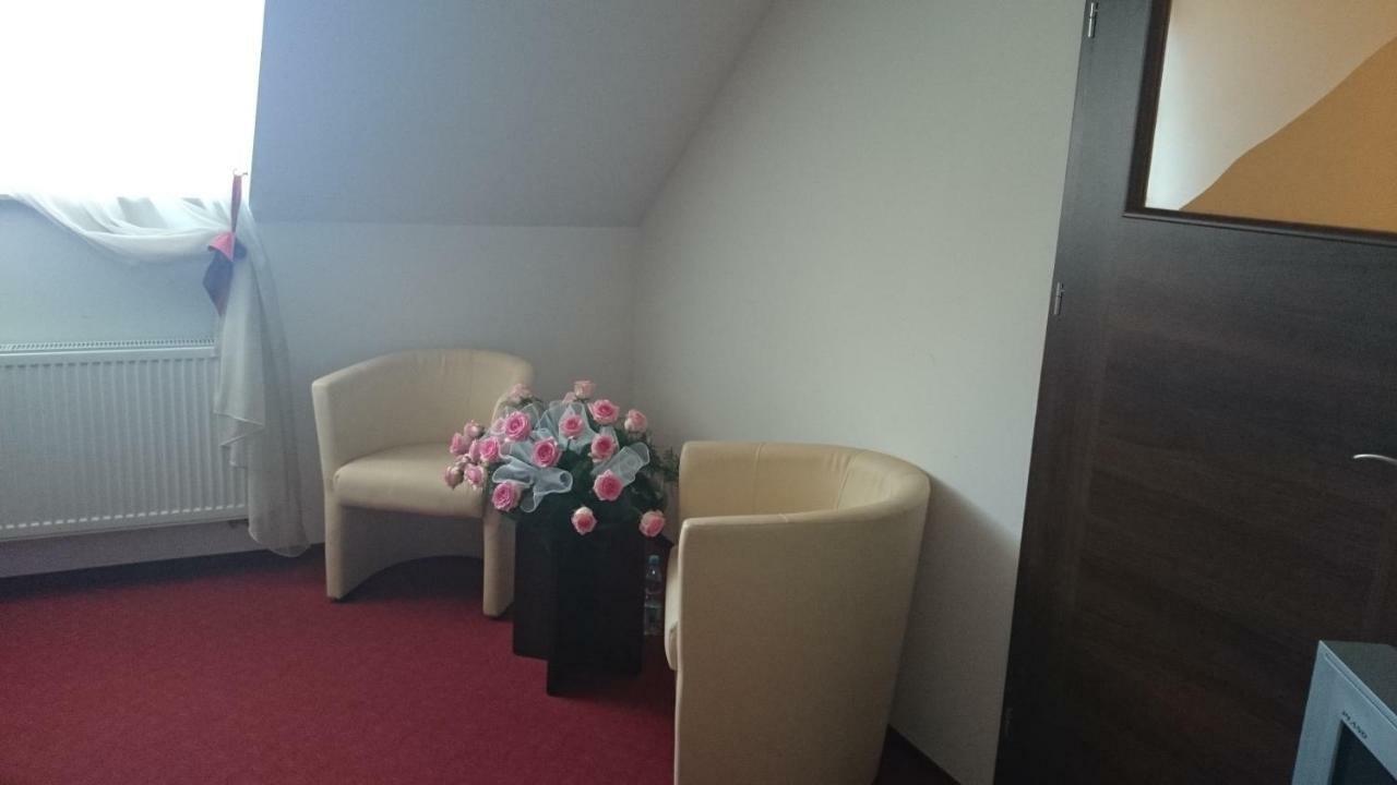 Dworek Anna Otel Podgora Oda fotoğraf